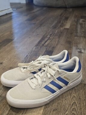 Adidas Busenitz Suede Skate Shoes - White & Blue Like New